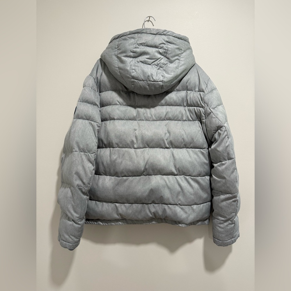 Tommy Hilfiger Men's Light Gray Puffer Jacket - Excellent barely used condition! - Picture 2 of 13
